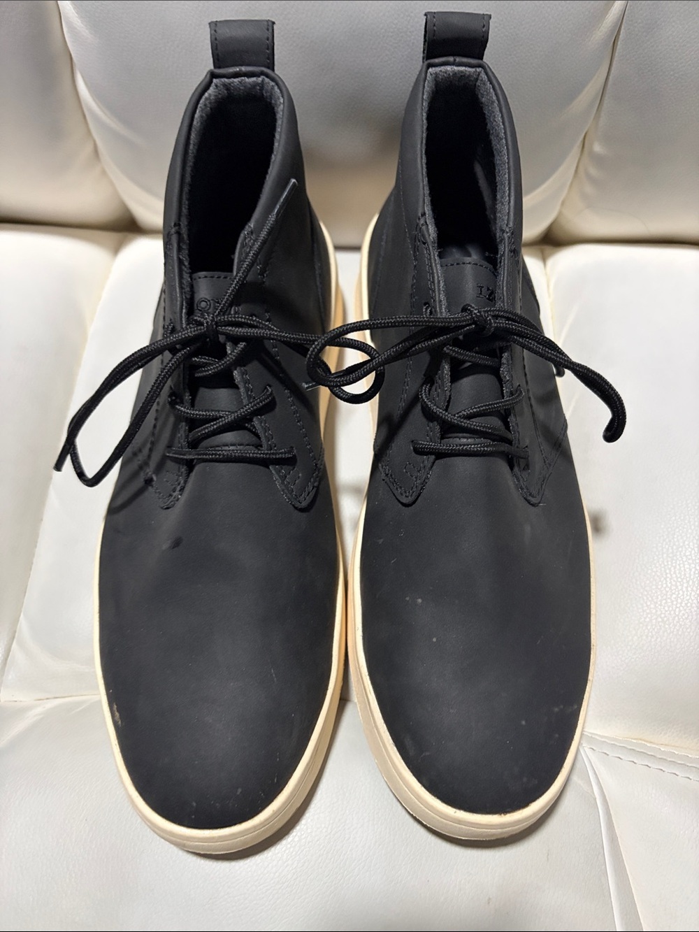 Izod Men's Black Chukka Boots with Cream Sole